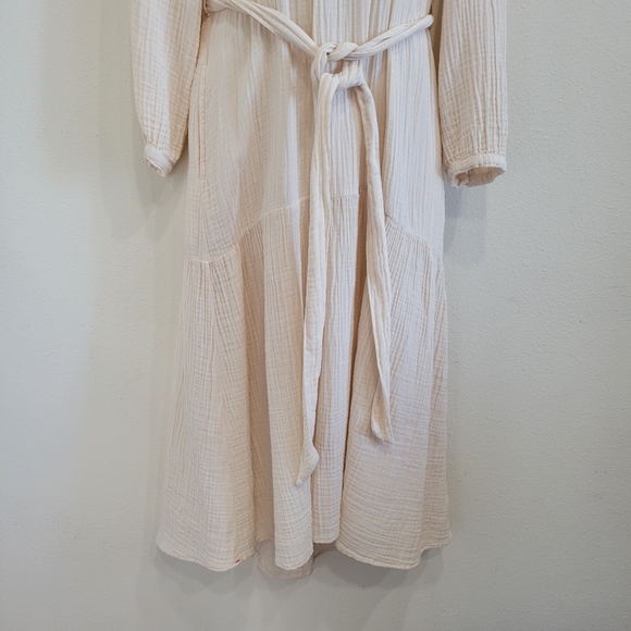 XiRENA Dresses Xirena Vintage Cameo Mia Dress Textured Cotton